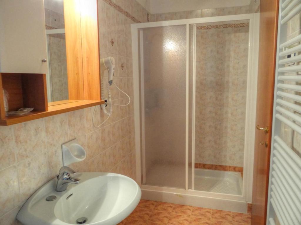 Residence Castelli Brenzone sul Garda Eksteriør bilde