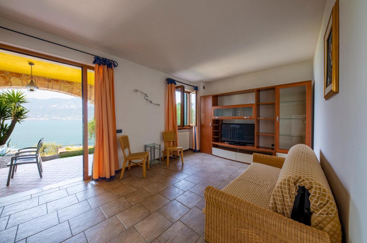 Residence Castelli Brenzone sul Garda Eksteriør bilde