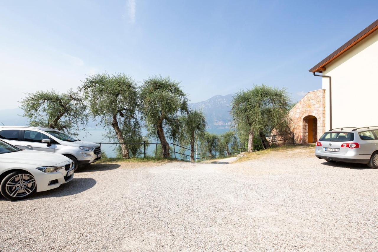 Residence Castelli Brenzone sul Garda Eksteriør bilde