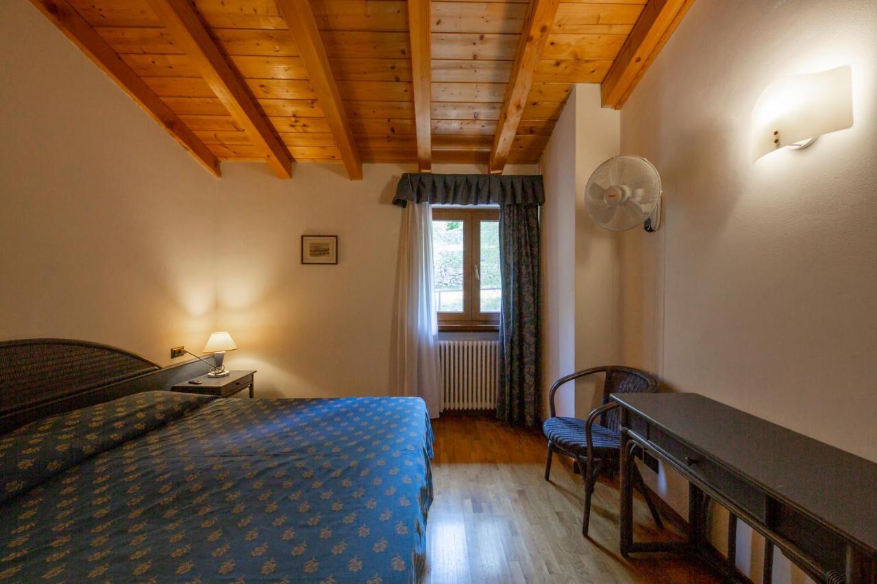 Residence Castelli Brenzone sul Garda Eksteriør bilde
