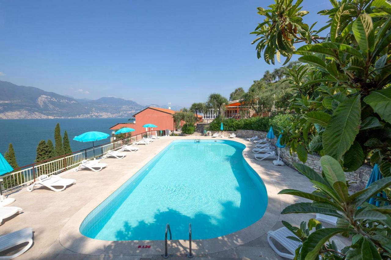 Residence Castelli Brenzone sul Garda Eksteriør bilde