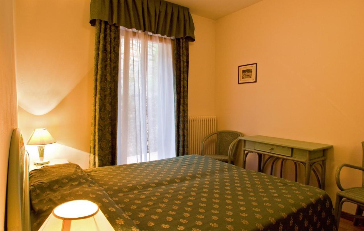 Residence Castelli Brenzone sul Garda Eksteriør bilde