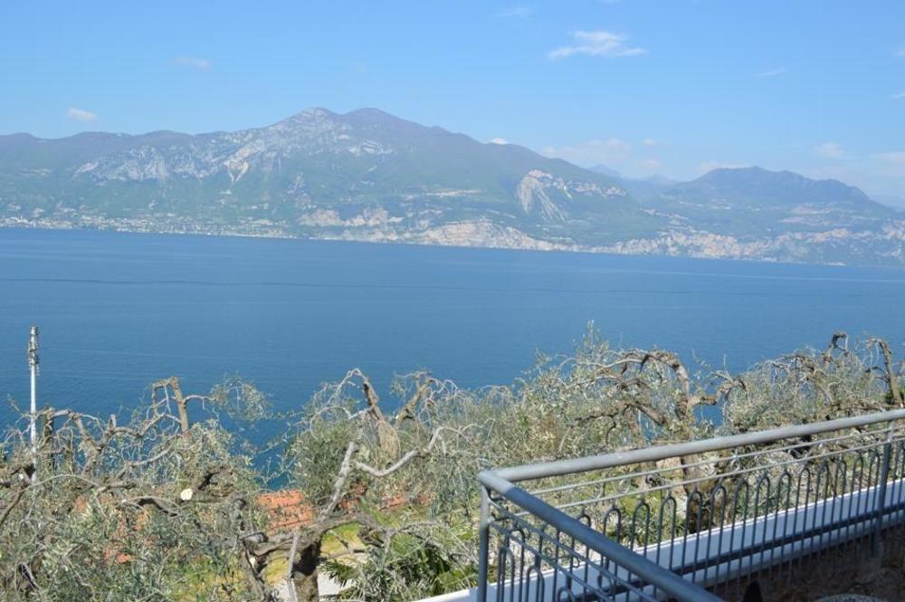 Residence Castelli Brenzone sul Garda Eksteriør bilde