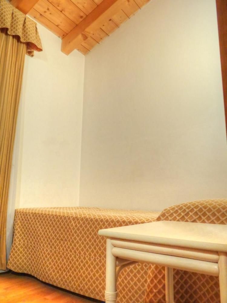 Residence Castelli Brenzone sul Garda Eksteriør bilde