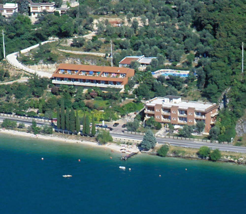 Residence Castelli Brenzone sul Garda Eksteriør bilde